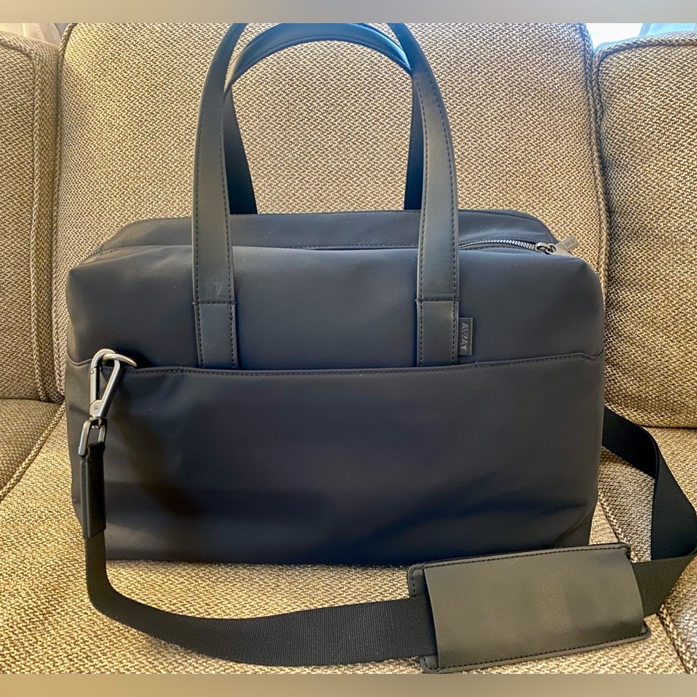 Away “The Everywhere Bag”